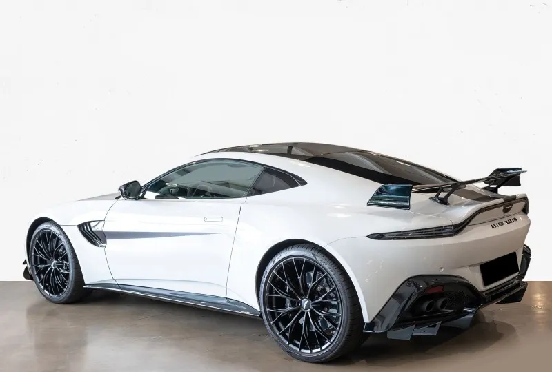Aston martin V8 Vantage Coupe =F1 Edition= 2X2 Twill Carbon Fibre Гаранция Image 3